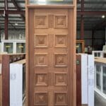 10 Panel Cricket Bat Entry Door With Fanlite